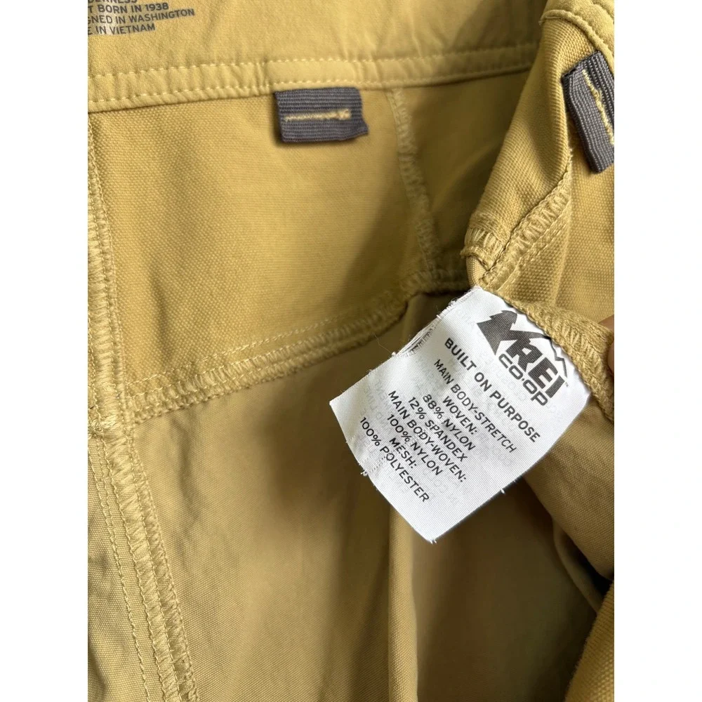 REI Co-op Savanna Trails Hiking Shorts Mens 38 Khaki Stretch utility Gorpcore